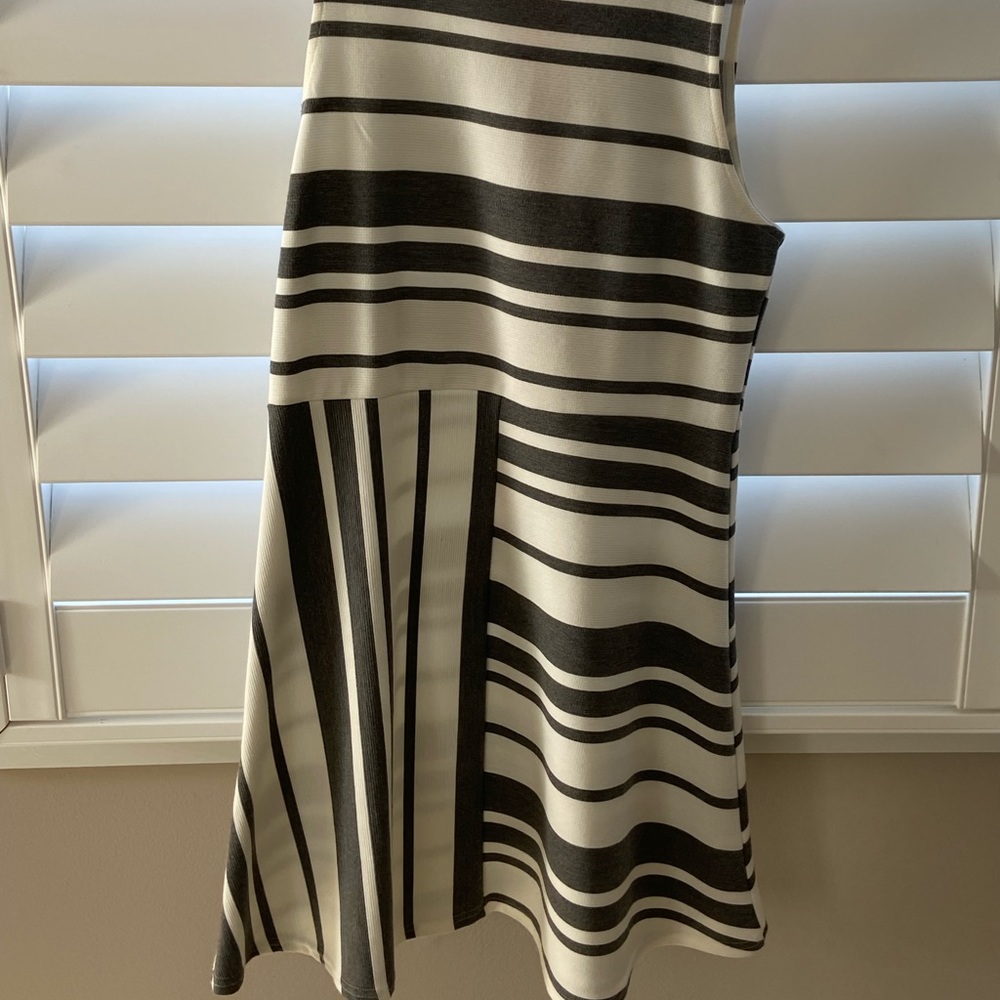 Olive and oak short casual dress size medium